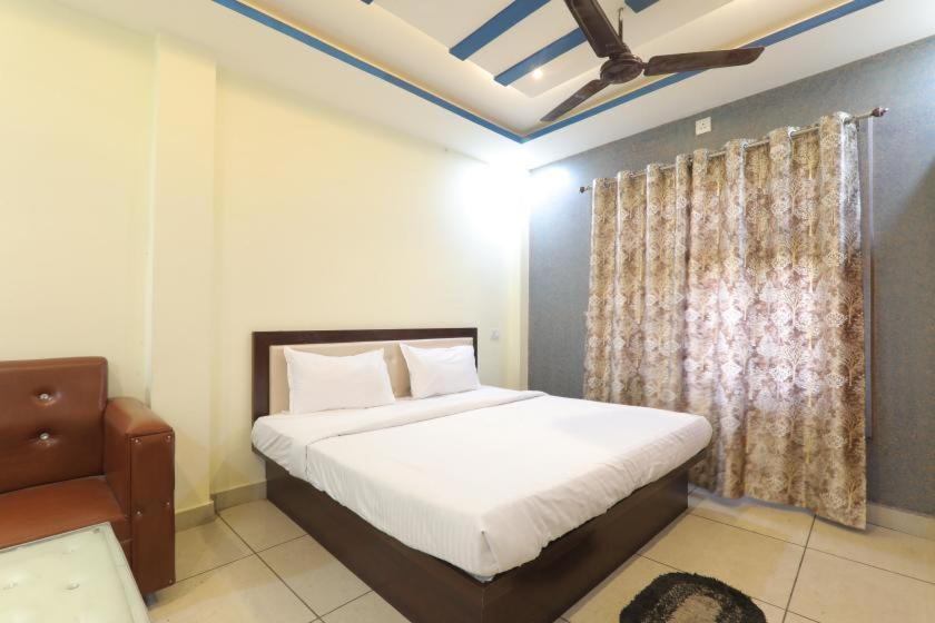 Shree Ram Hotel جوراكبور المظهر الخارجي الصورة