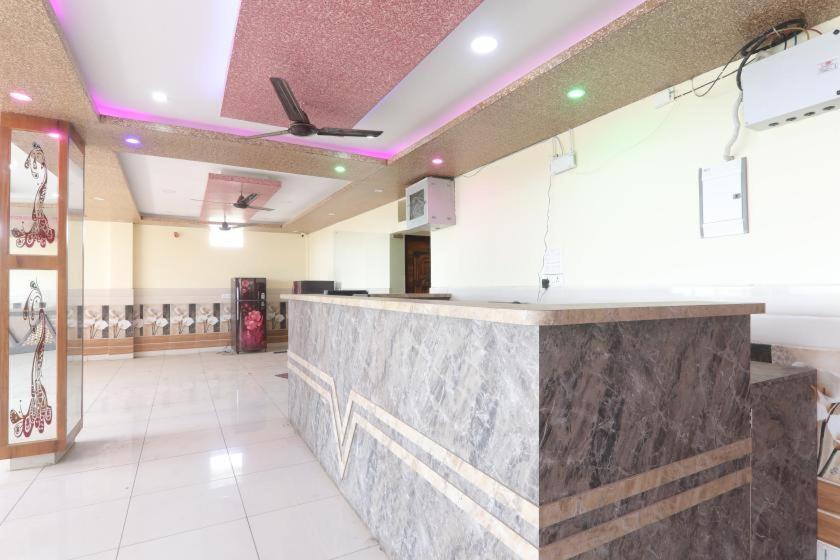 Shree Ram Hotel جوراكبور المظهر الخارجي الصورة